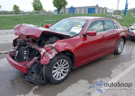 2013 Chrysler 300 Motown z USA, uszkodzony, nr VIN 2C3CCAAG0DH569166